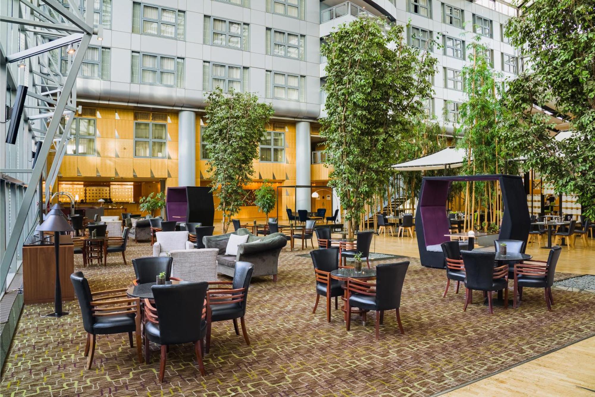 Van Der Valk Hotel Paris Cdg Airport Roissy-en-France Bagian luar foto