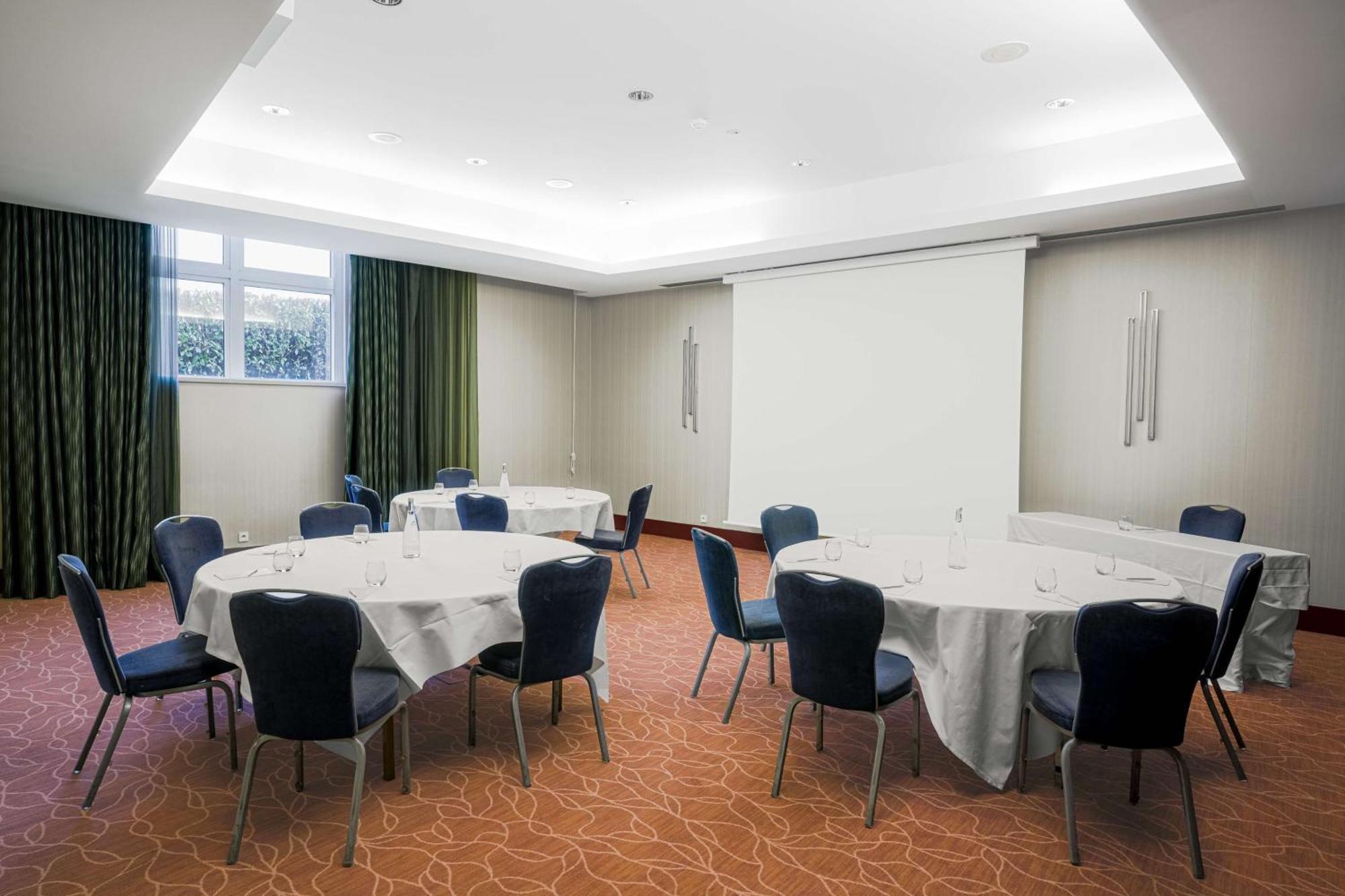 Van Der Valk Hotel Paris Cdg Airport Roissy-en-France Bagian luar foto