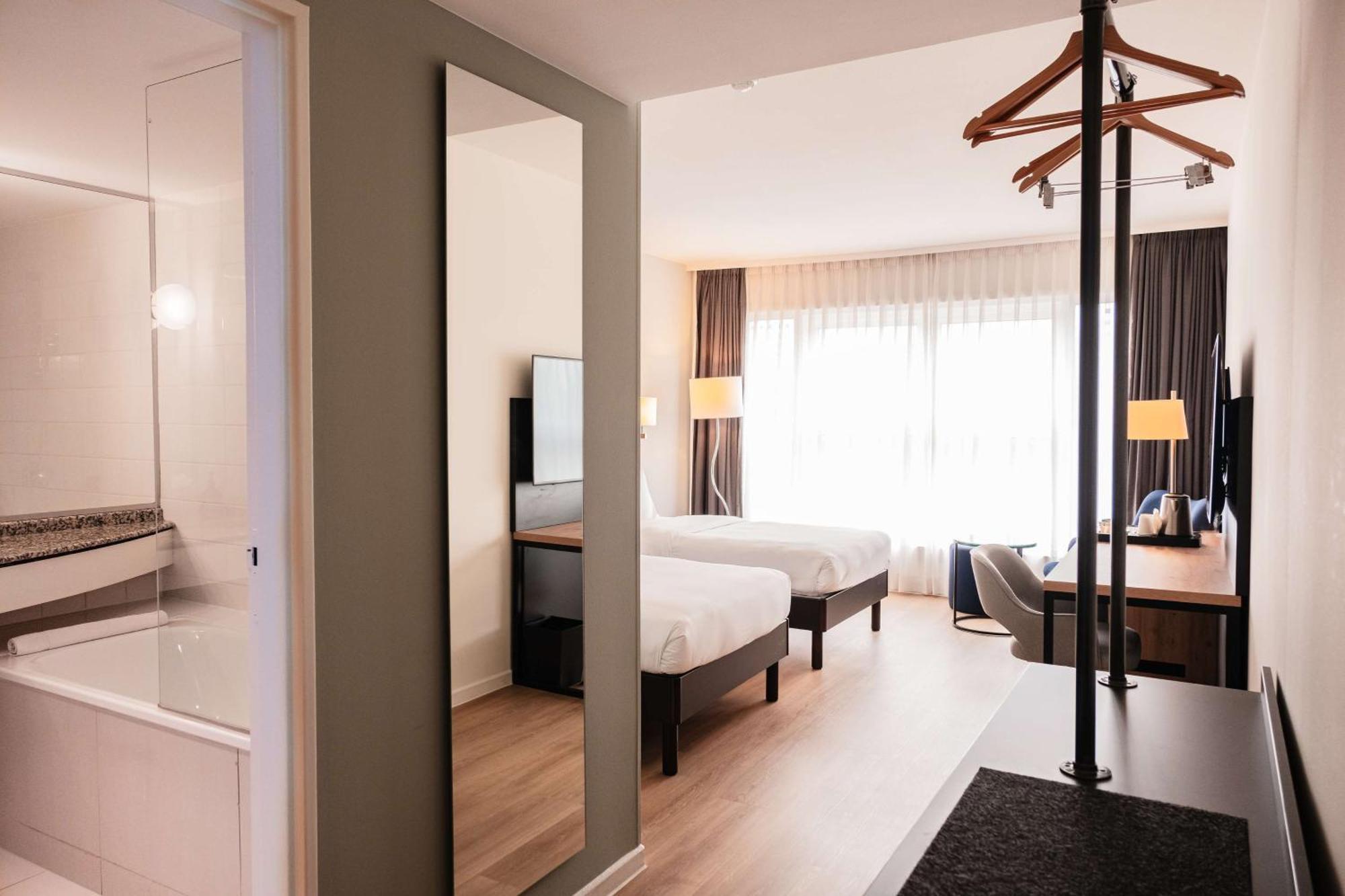 Van Der Valk Hotel Paris Cdg Airport Roissy-en-France Bagian luar foto